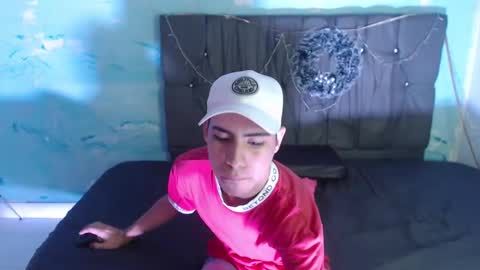 Jhonny online show from 01-24-25, 03:22