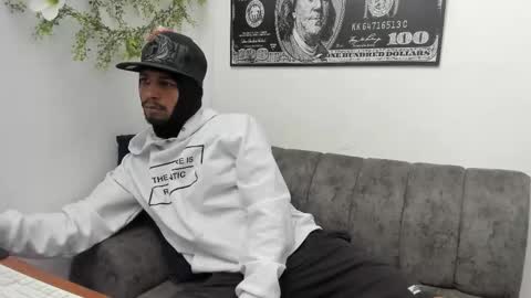 jhonson821 online show from 11-05-25, 10:04