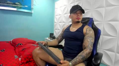 Snapshot of jhonsontatto chatting on 10-02-25, 08:05 jhonsontatto online show from 10-02-25, 08:05
