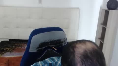 jhontorres018 online show from 11-21-25, 05:17