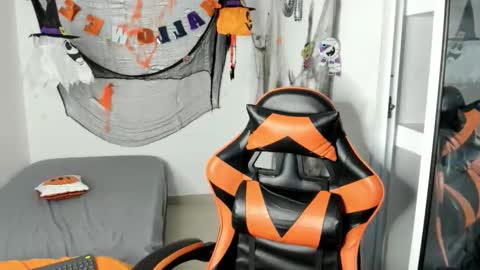 jhosep_hamilton online show from 10-24-25, 11:45