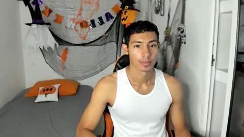 jhosep_hamilton online show from 10-25-25, 07:08