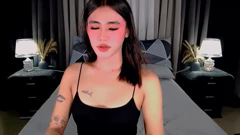 jhuliana_and_charles_room online show from 09-16-25, 03:18