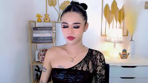 julie online show from 12-27-24, 02:25