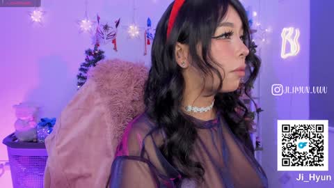 Snapshot of ji_hyun chatting on 12-23-24, 02:02 Ji online show from 12-23-24, 02:02