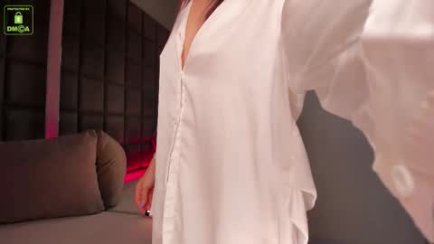 Snapshot of jill_vegga chatting on 09-11-25, 04:45 JILL online show from 09-11-25, 04:45