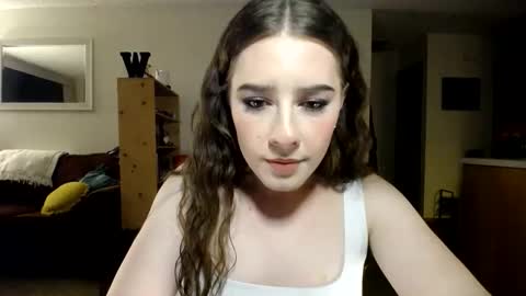 Snapshot of jillpillpdx chatting on 02-24-26, 06:33 Jill Pill online show from 02-24-26, 06:33