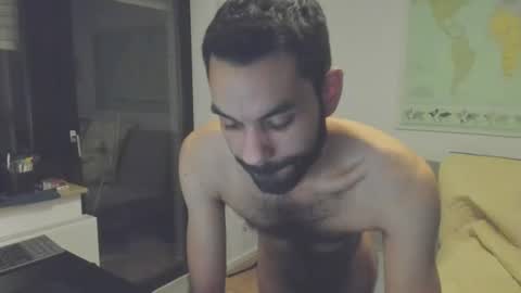 Snapshot of jimbob5005 chatting on 11-14-25, 01:04 jimbob5005 online show from 11-14-25, 01:04