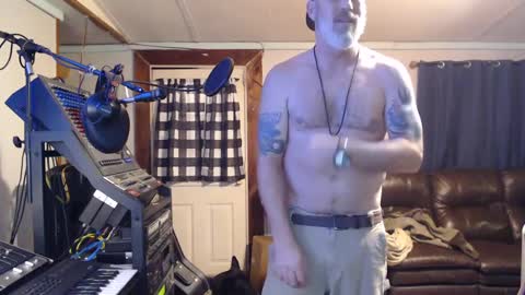 Snapshot of jimdachin420 chatting on 12-16-24, 05:27 jimmy mac online show from 12-16-24, 05:27