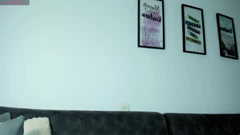  Cris J  online show from 09-28-25, 02:39