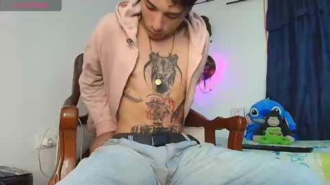 Snapshot of jimm66_ chatting on 10-03-25, 02:30 Jimm  Independent Model  online show from 10-03-25, 02:30