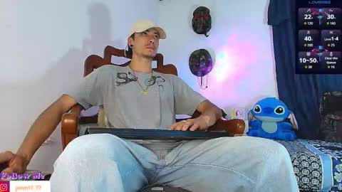 Snapshot of jimm66_ chatting on 10-14-25, 01:06 Jimm  Independent Model  online show from 10-14-25, 01:06