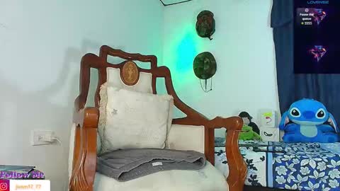 Snapshot of jimm66_ chatting on 10-17-25, 01:53 Jimm  Independent Model  online show from 10-17-25, 01:53