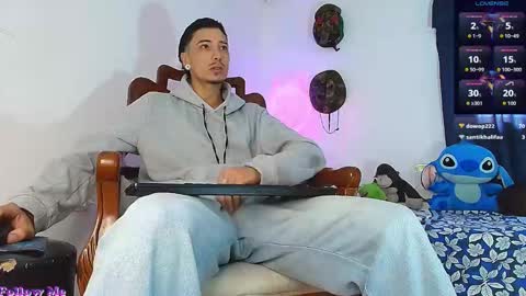 Snapshot of jimm66_ chatting on 10-17-25, 01:57 Jimm  Independent Model  online show from 10-17-25, 01:57