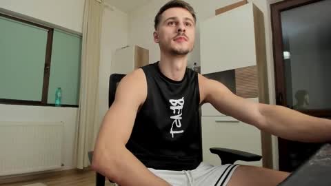 Snapshot of jimmys_style chatting on 11-01-25, 04:42 AlphaJimmy online show from 11-01-25, 04:42