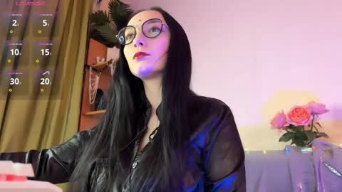 Jinhee Noir online show from 12-01-25, 10:42