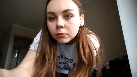 Snapshot of jinjines chatting on 12-16-25, 08:41 Loli online show from 12-16-25, 08:41