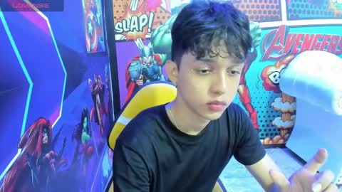 Snapshot of jisus_cat chatting on 02-20-25, 11:43 Jisus online show from 02-20-25, 11:43