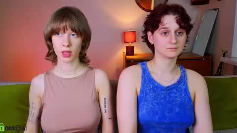 Snapshot of jitoon_exe chatting on 10-26-25, 08:04 Hey Guys We are Julia ginger  Tina brunette online show from 10-26-25, 08:04