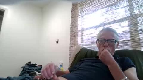 jizzmitten5 online show from 09-11-25, 08:31