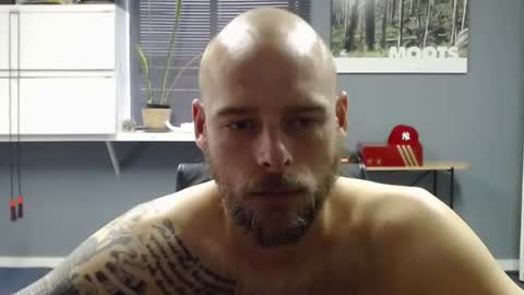 JamesJan van Rebel online show from 01-01-25, 06:37