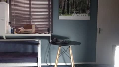 JamesJan van Rebel online show from 12-18-25, 02:01