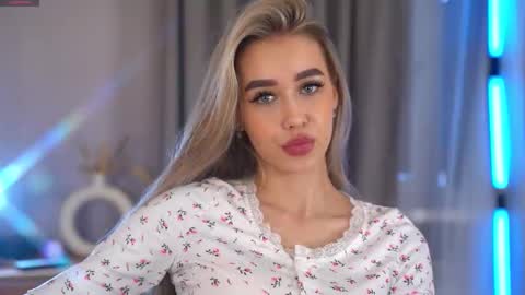 Jenny online show from 02-19-26, 08:10