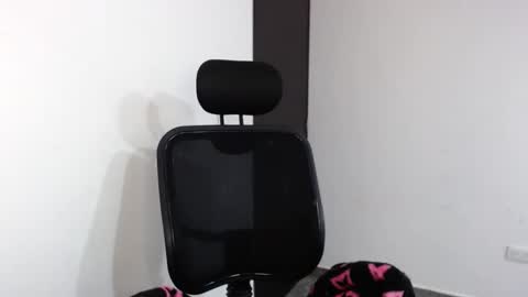 Julieta online show from 02-05-25, 10:41