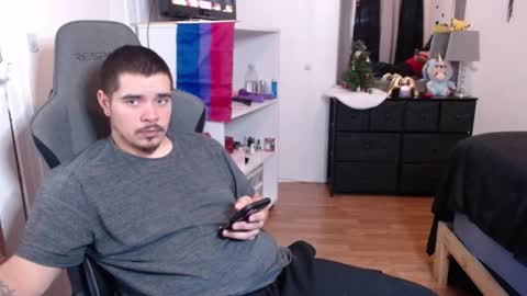 jloko93860 online show from 12-14-25, 03:23