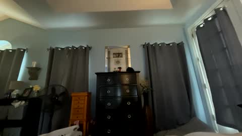 Snapshot of jlovindemsm chatting on 09-23-25, 01:47 Jimmy online show from 09-23-25, 01:47