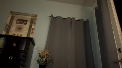 Snapshot of jlovindemsm chatting on 11-25-25, 09:53 Jimmy online show from 11-25-25, 09:53