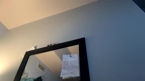 Snapshot of jlovindemsm chatting on 12-01-25, 03:55 Jimmy online show from 12-01-25, 03:55