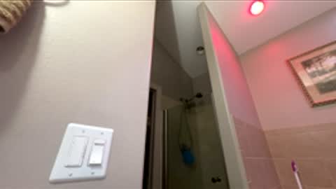 Snapshot of jlovindemsm chatting on 12-23-25, 10:35 Jimmy online show from 12-23-25, 10:35