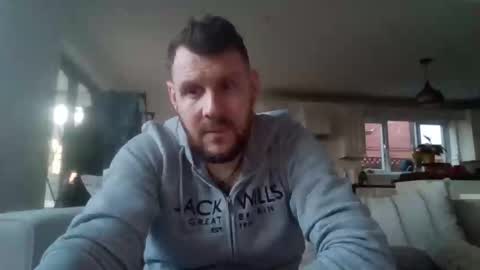 Snapshot of jmakk99 chatting on 02-06-25, 07:56 jmakk99 online show from 02-06-25, 07:56