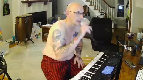 jmo0209 online show from 09-26-25, 04:16