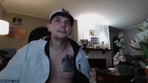 jmo0209 online show from 10-25-25, 08:33