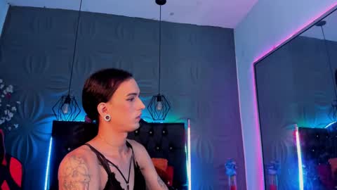 Joa Isaza     online show from 01-11-25, 10:08