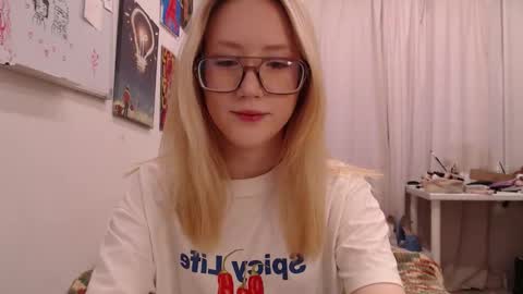 joan_kiss online show from 11-28-25, 09:12