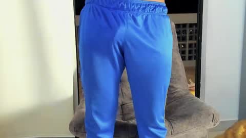 Snapshot of joan_saenz chatting on 01-19-25, 07:57 JOAN SAENZ online show from 01-19-25, 07:57