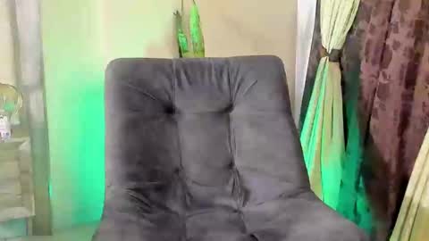 Snapshot of joan_saenz chatting on 02-21-25, 10:59 JOAN SAENZ online show from 02-21-25, 10:59