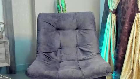 Snapshot of joan_saenz chatting on 02-26-25, 11:52 JOAN SAENZ online show from 02-26-25, 11:52