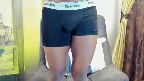 Snapshot of joan_saenz chatting on 03-09-25, 07:48 JOAN SAENZ online show from 03-09-25, 07:48