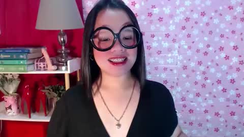 Snapshot of joanagorgeous chatting on 11-16-25, 07:52 Joana online show from 11-16-25, 07:52