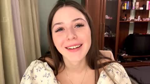 Adel online show from 02-13-26, 07:32