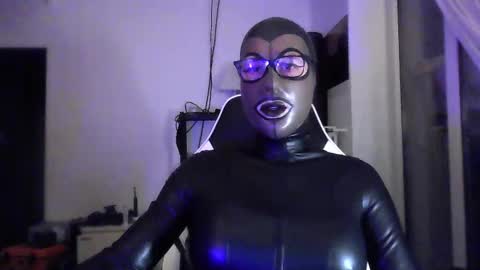 The sweetest toy online show from 10-25-25, 06:02