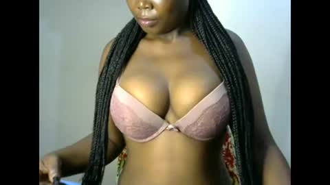 Snapshot of joankein_255 chatting on 12-28-24, 10:58 varl online show from 12-28-24, 10:58