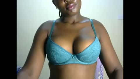 Snapshot of joankein_255 chatting on 02-26-25, 09:58 varl online show from 02-26-25, 09:58