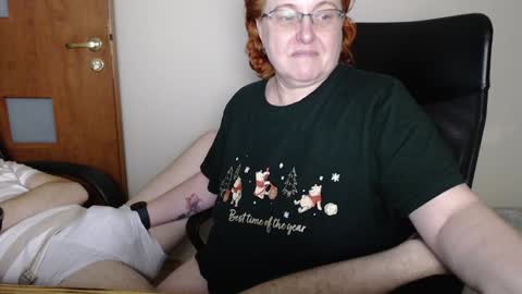 Joanna and Greg online show from 12-30-24, 03:57