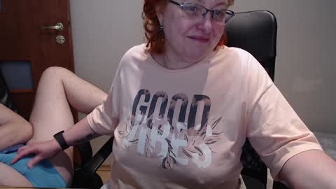 Joanna and Greg online show from 01-10-25, 09:13