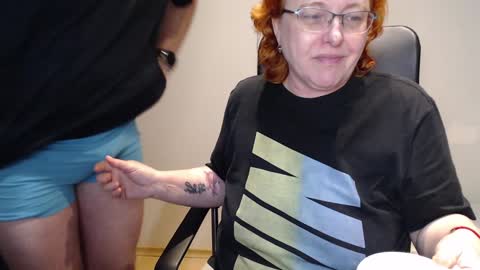 Joanna and Greg online show from 01-19-25, 07:58